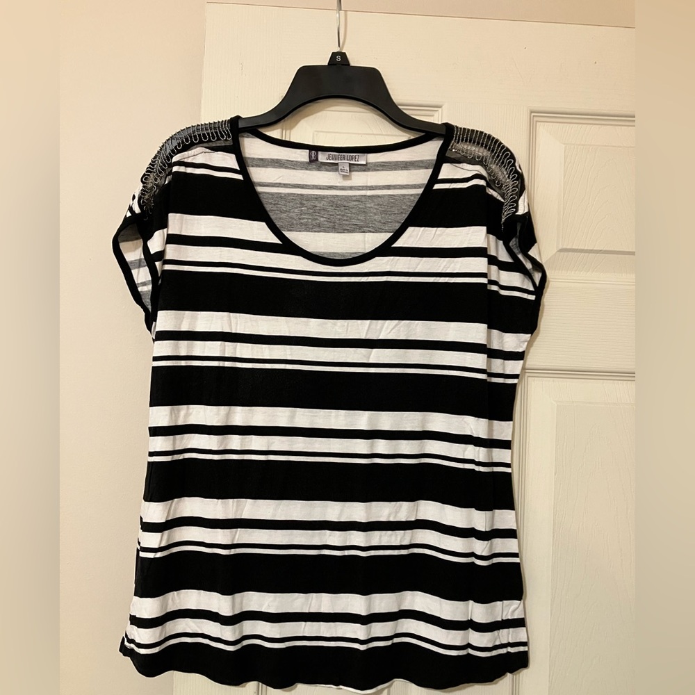 Jennifer Lopez top size L/XL